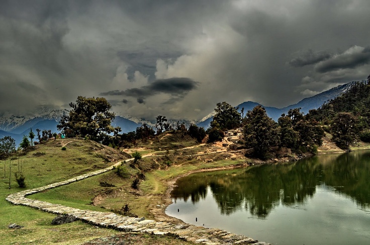 Deoriatal Lake